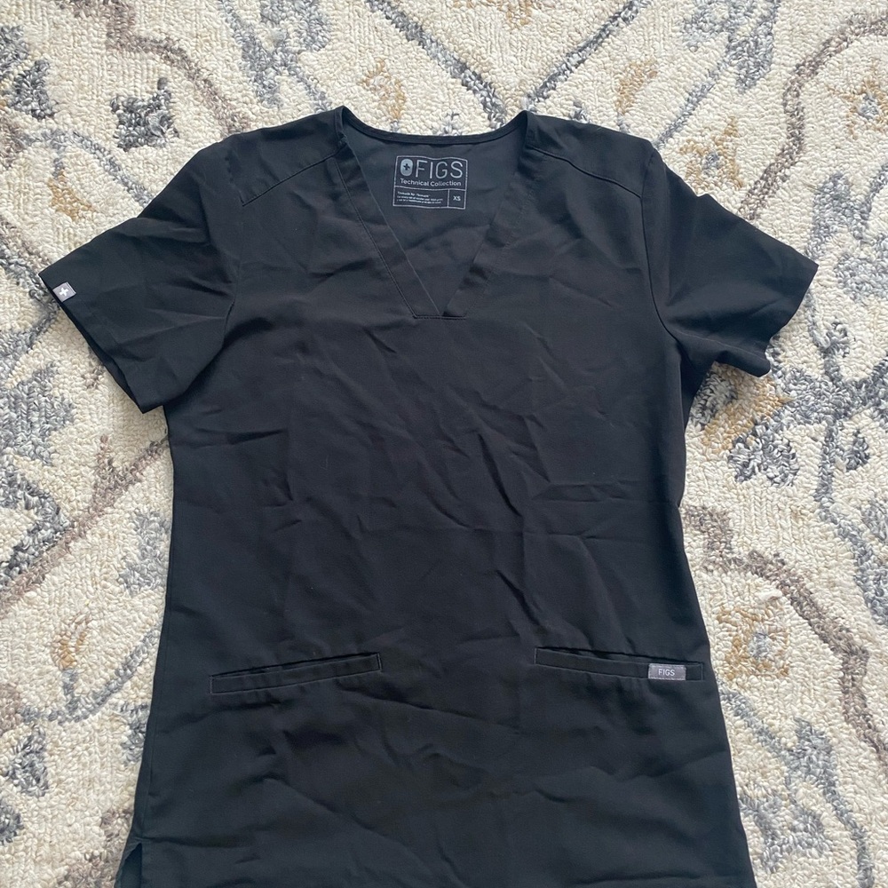 FIGS Black Scrub Top